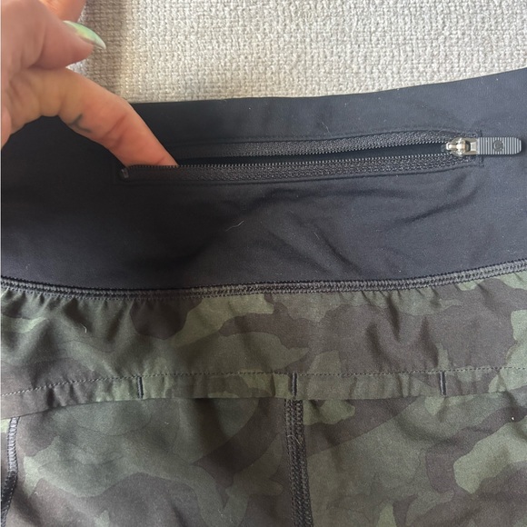 Lululemon Speed Up Shorts Camo Women's Athletic Shorts - Picture 6 of 8